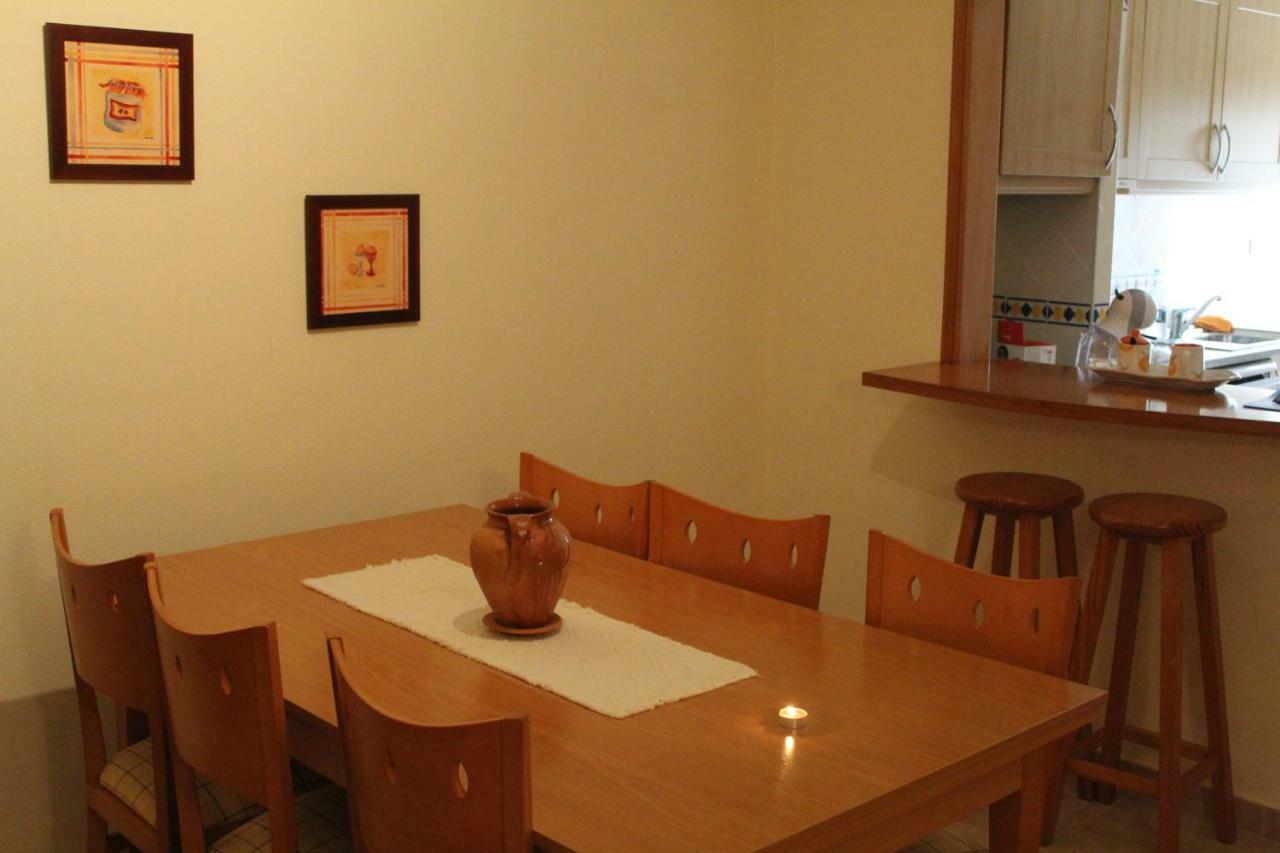 Sea View Apartment *